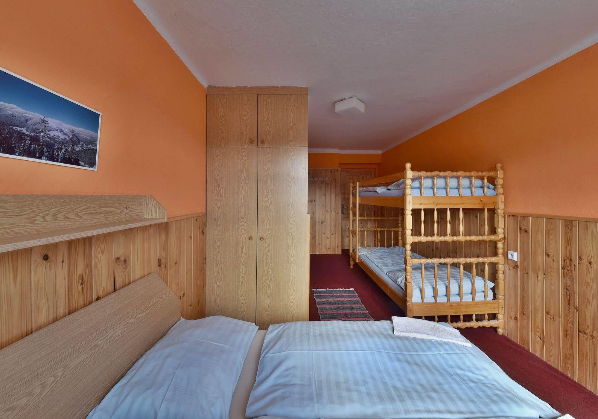 Hotel Svaty Hubert Špindlerŭv Mlýn Exterior foto